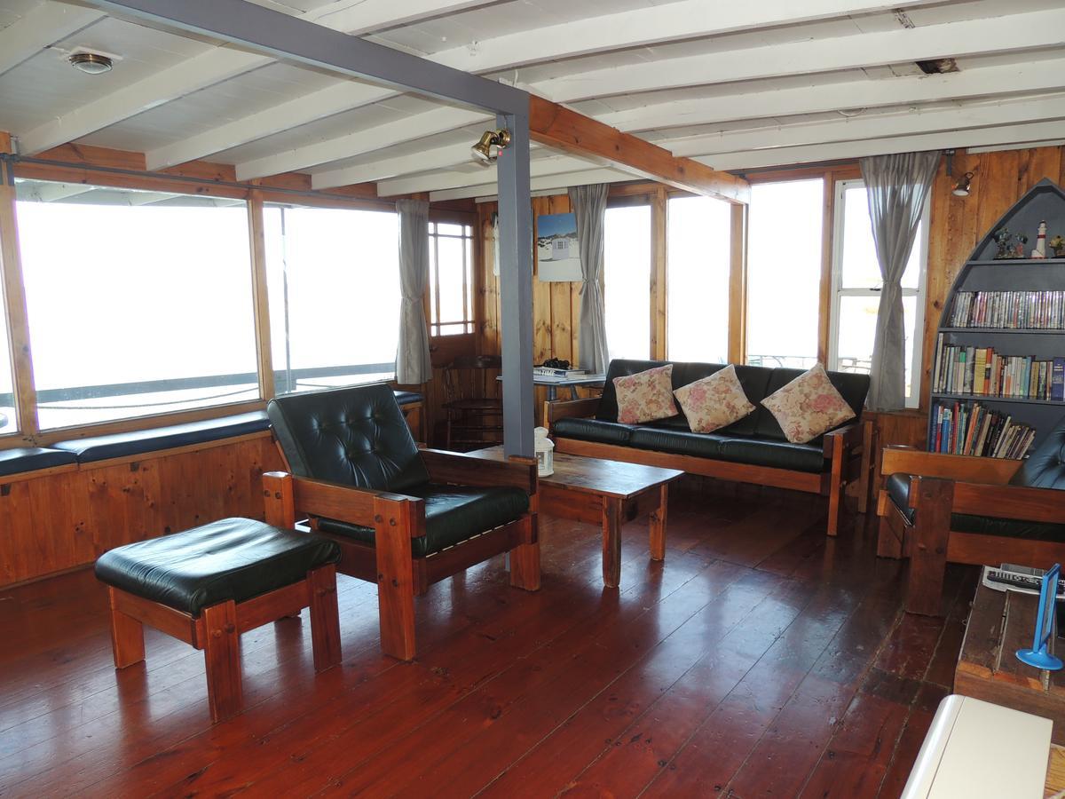 Ps Federal Retreat Paddle Steamer 굴와 외부 사진